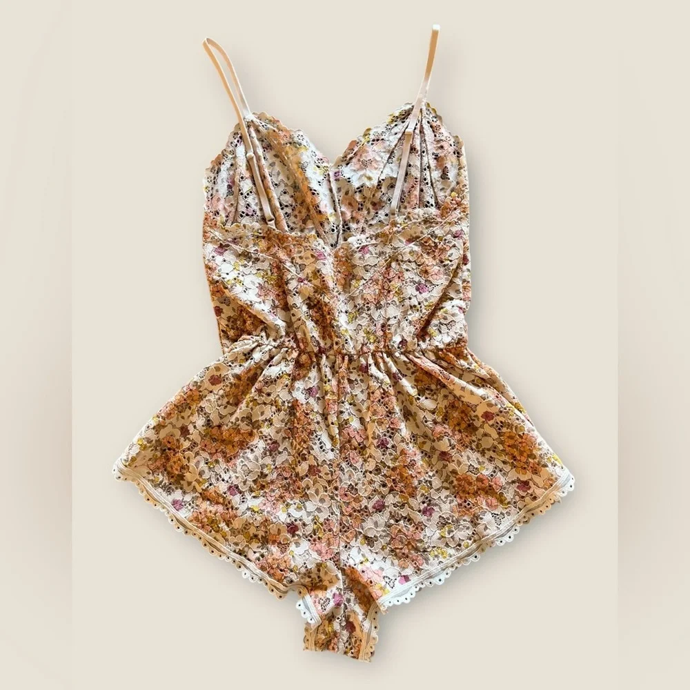 Victoria Secret Crochet Floral Lace Coverup Romper Size XS